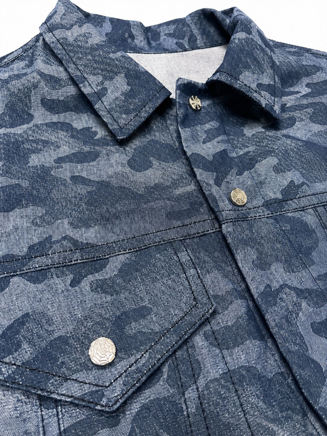 NAVY CAMO TRUCKER JACKET