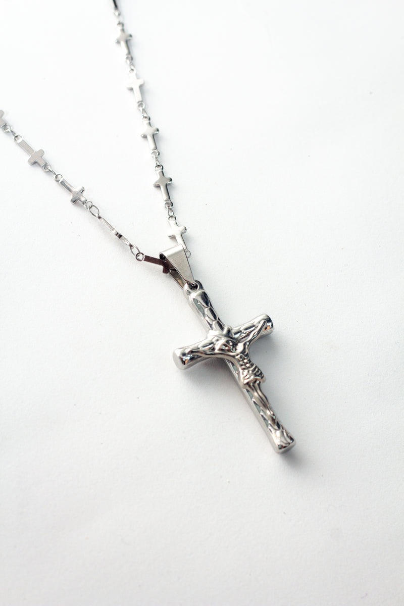 CRUCIFIX WITH CROSS LINK CHAIN