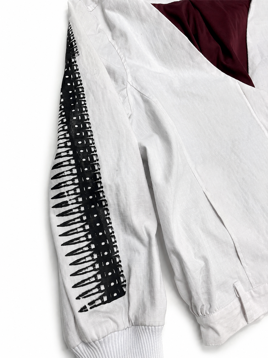 WHITE BULLET V-NECK JACKET - UMS 458-LL X AMORTRASH