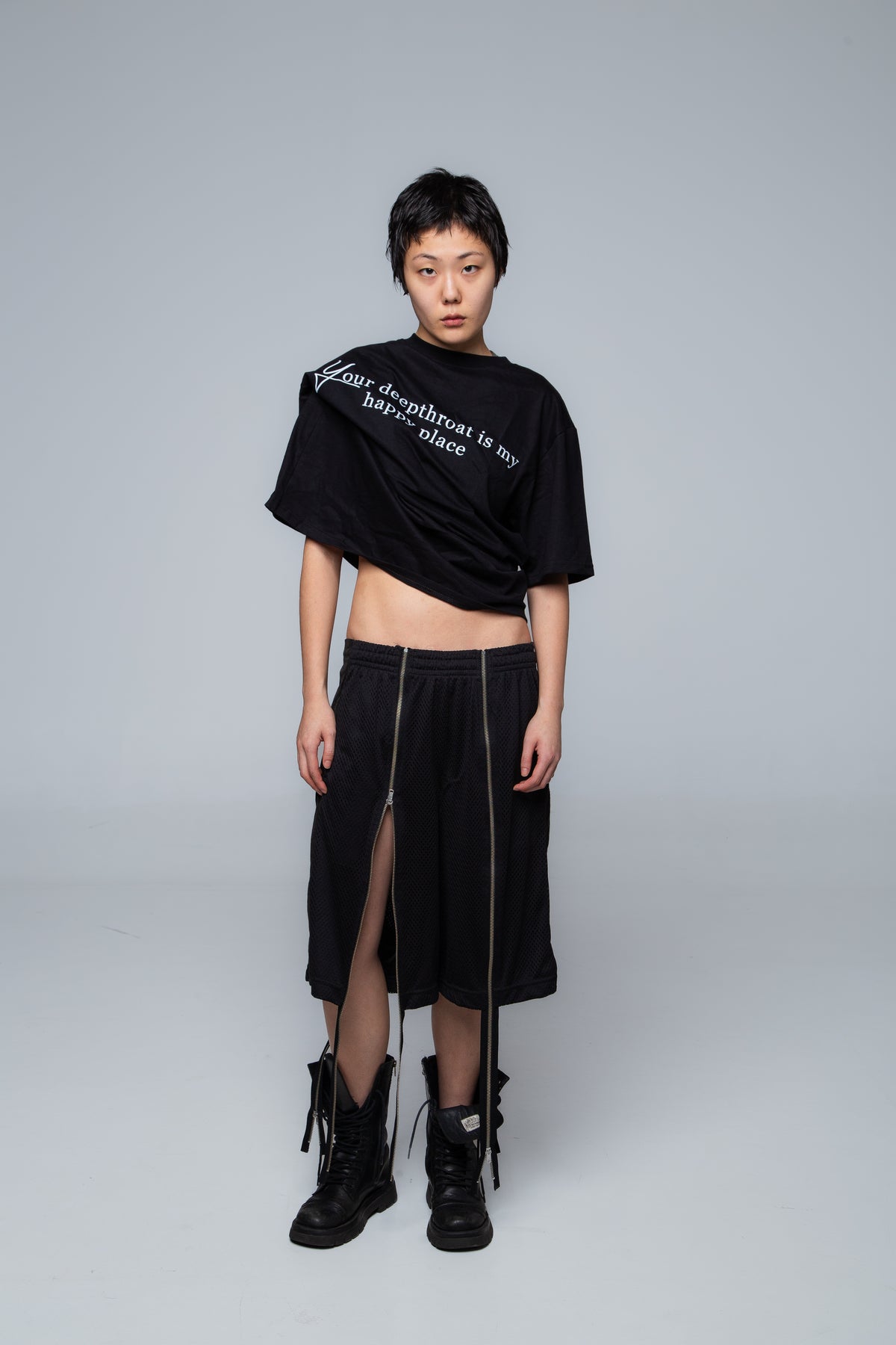 ZIP-UP MESH SHORTS
