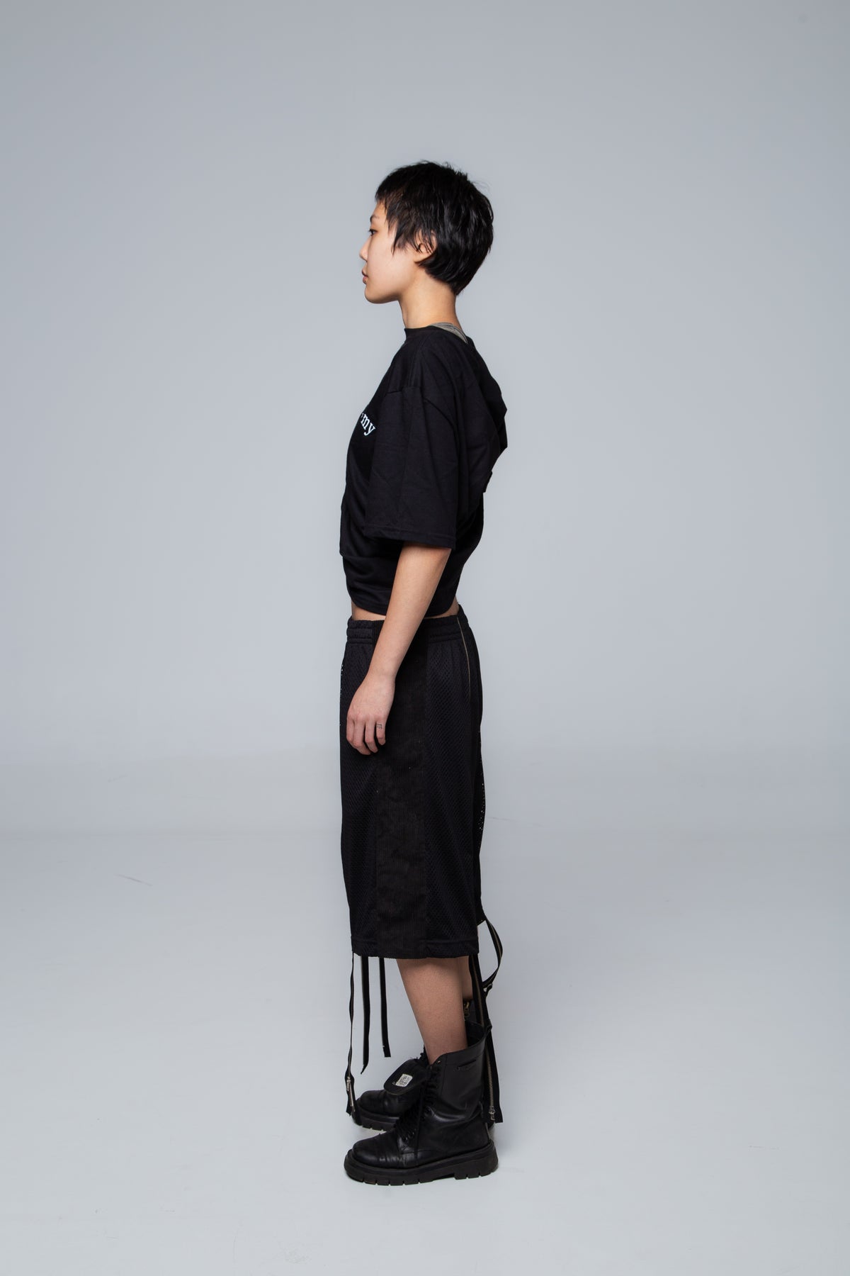 ZIP-UP MESH SHORTS