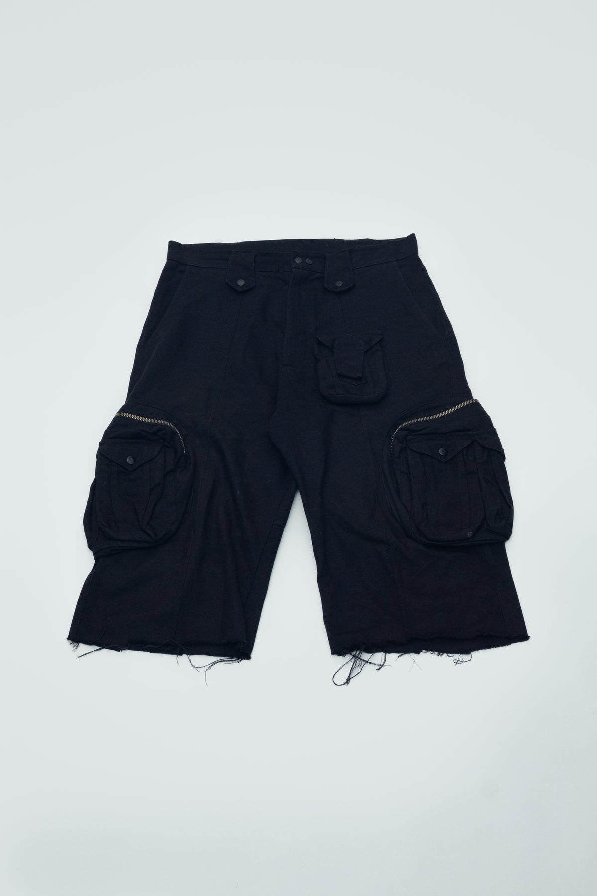 T14 BLACK SHORTS