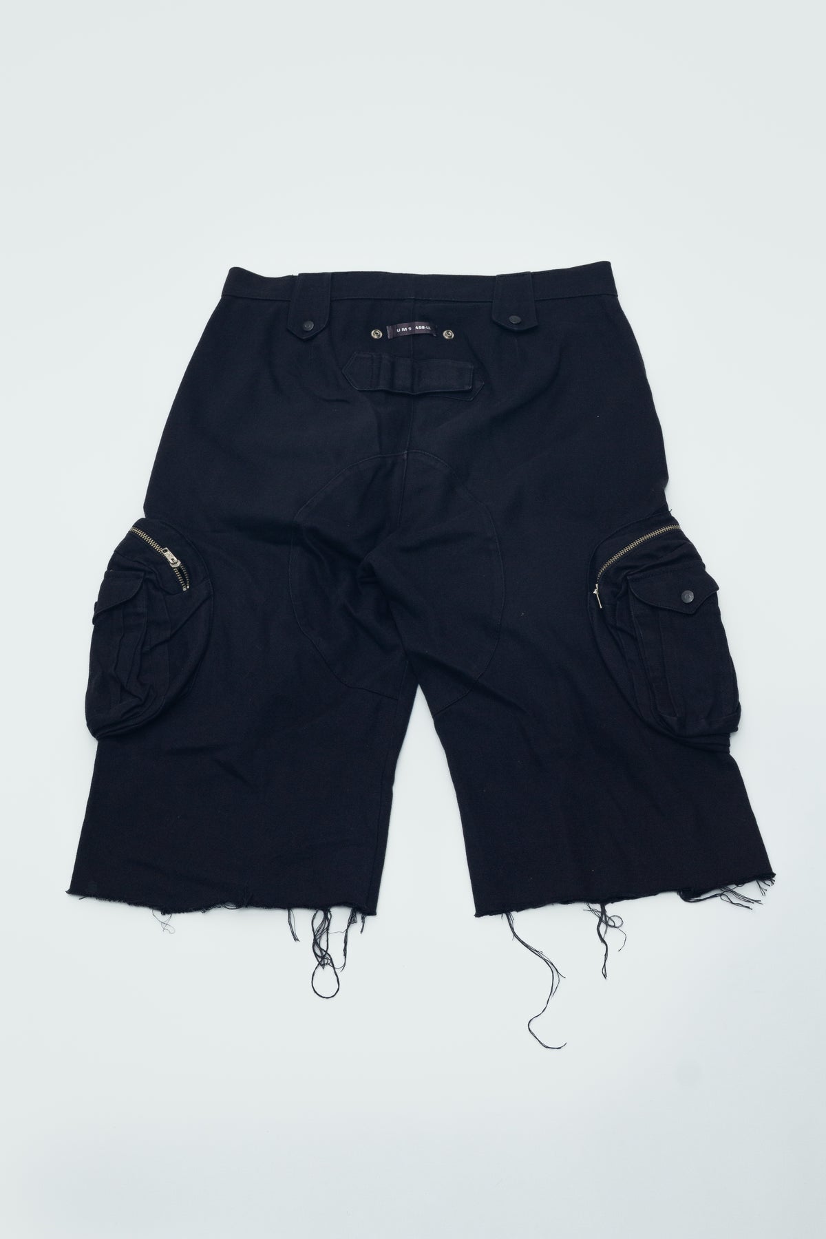 T14 BLACK SHORTS