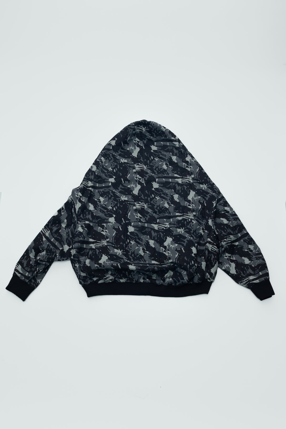 REVERSIBLE BOMBER JACKET BLUE/CAMO