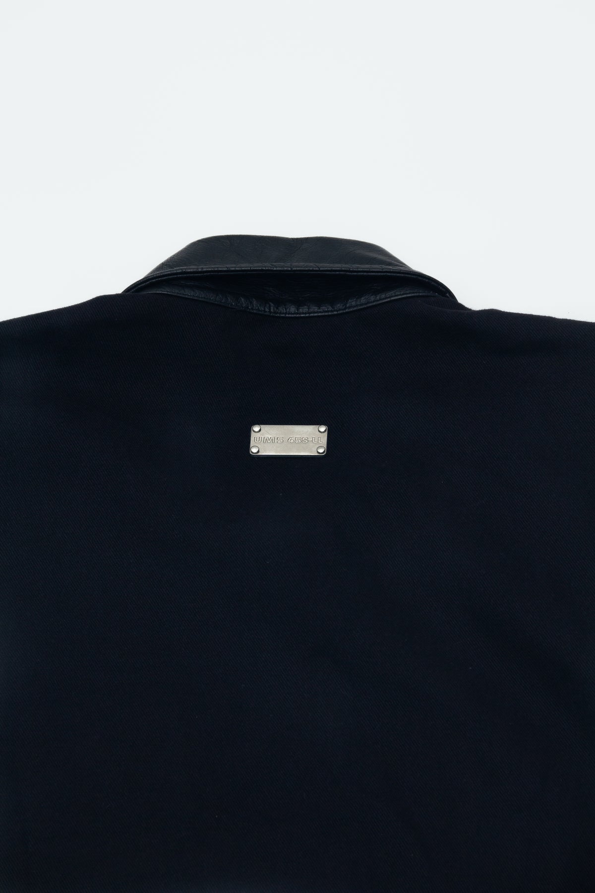BLACK OVERSHIRT